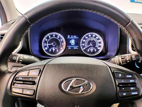 Used 2021 Hyundai Venue SEL image 33