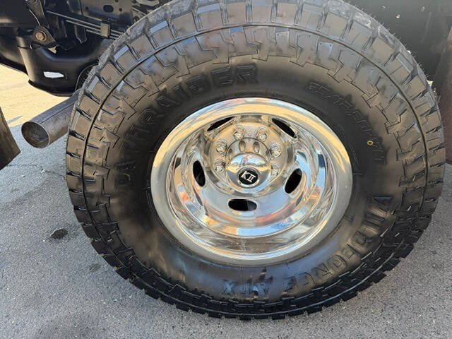 Used 2018 RAM 3500 Tradesman w/ Chrome Appearance Group AWD/4WD image 45