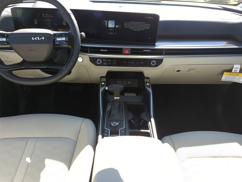 New 2026 Kia Sorento S image 14