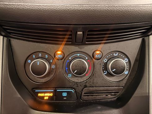 Used 2016 Ford Escape SE FWD image 24