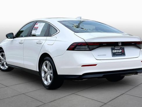 Used 2023 Honda Accord LX image 11