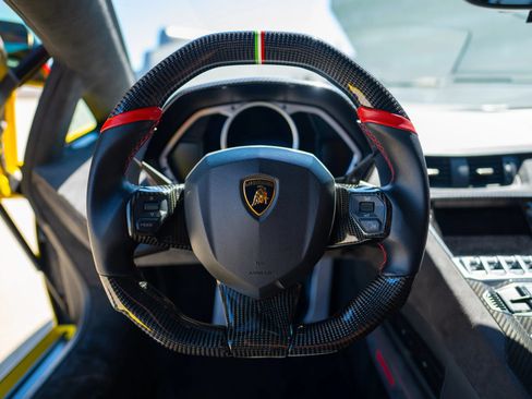 Used 2016 Lamborghini Aventador LP 700-4 AWD/4WD image 8