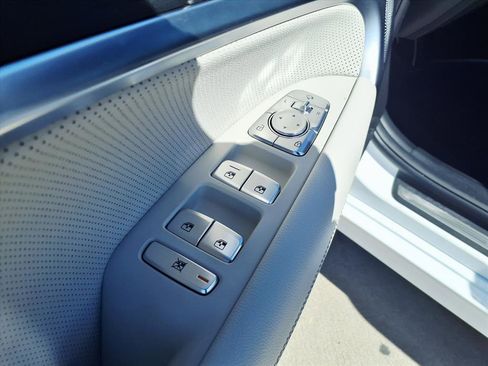 Certified 2026 Genesis G70 3.3T Sport Prestige image 21