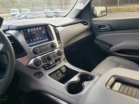 Used 2017 Chevrolet Tahoe LT image 21