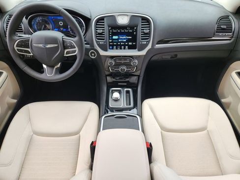 Certified 2023 Chrysler 300 Touring w/ Sport Appearance Package RWD image 24
