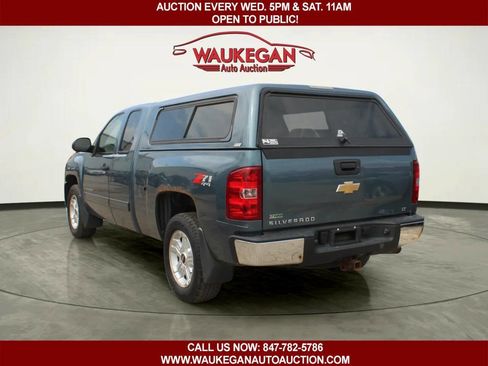 Used 2011 Chevrolet Silverado 1500 LT w/ All-Star Edition AWD/4WD image 4
