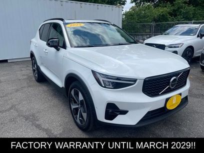 Used 2025 Volvo XC40 B5 Plus