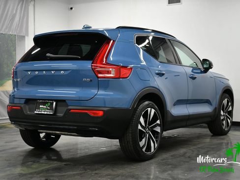 Used 2025 Volvo XC40 B5 Ultra w/ Protection Package Premier AWD/4WD image 18
