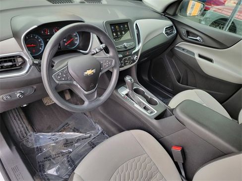 Used 2019 Chevrolet Equinox LS w/ LS Convenience Package image 19