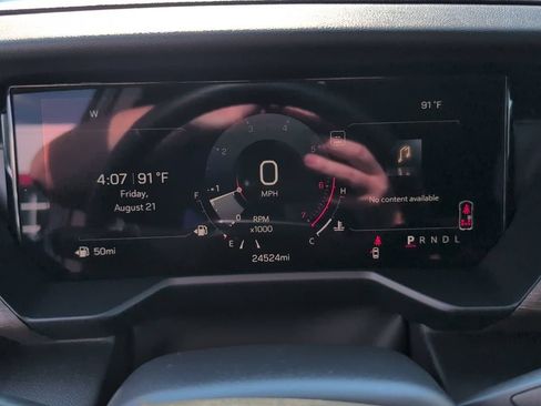 Used 2024 GMC Acadia Denali FWD image 27