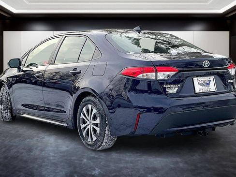 Used 2020 Toyota Corolla LE image 12
