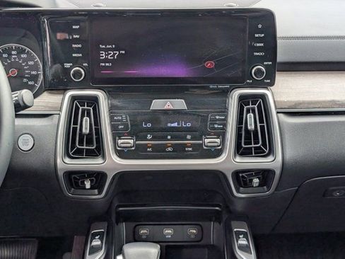Used 2022 Kia Sorento S AWD/4WD image 17
