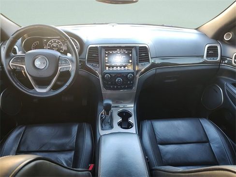 Certified 2017 Jeep Grand Cherokee Overland image 12