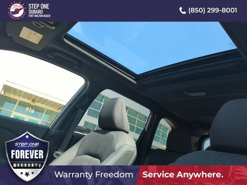 Used 2025 Subaru Forester Premium AWD/4WD image 28