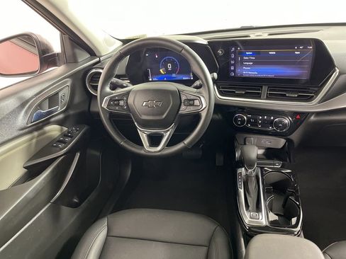 Certified 2024 Chevrolet Trax ACTIV w/ Sunroof Package image 5