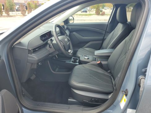 Used 2024 Ford Mustang Mach-E Select w/ Comfort Package Lite AWD/4WD image 12