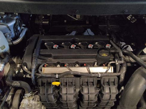 Used 2018 Dodge Journey SE w/ Connectivity Group FWD image 30