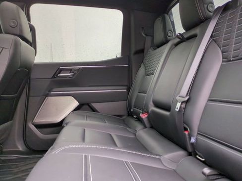 Used 2025 GMC Sierra EV Denali image 13