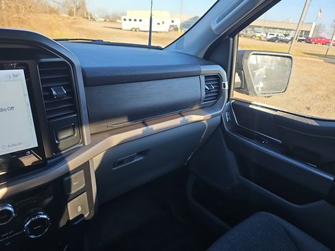 Used 2024 Ford F150 XLT w/ Tow/Haul Package image 31