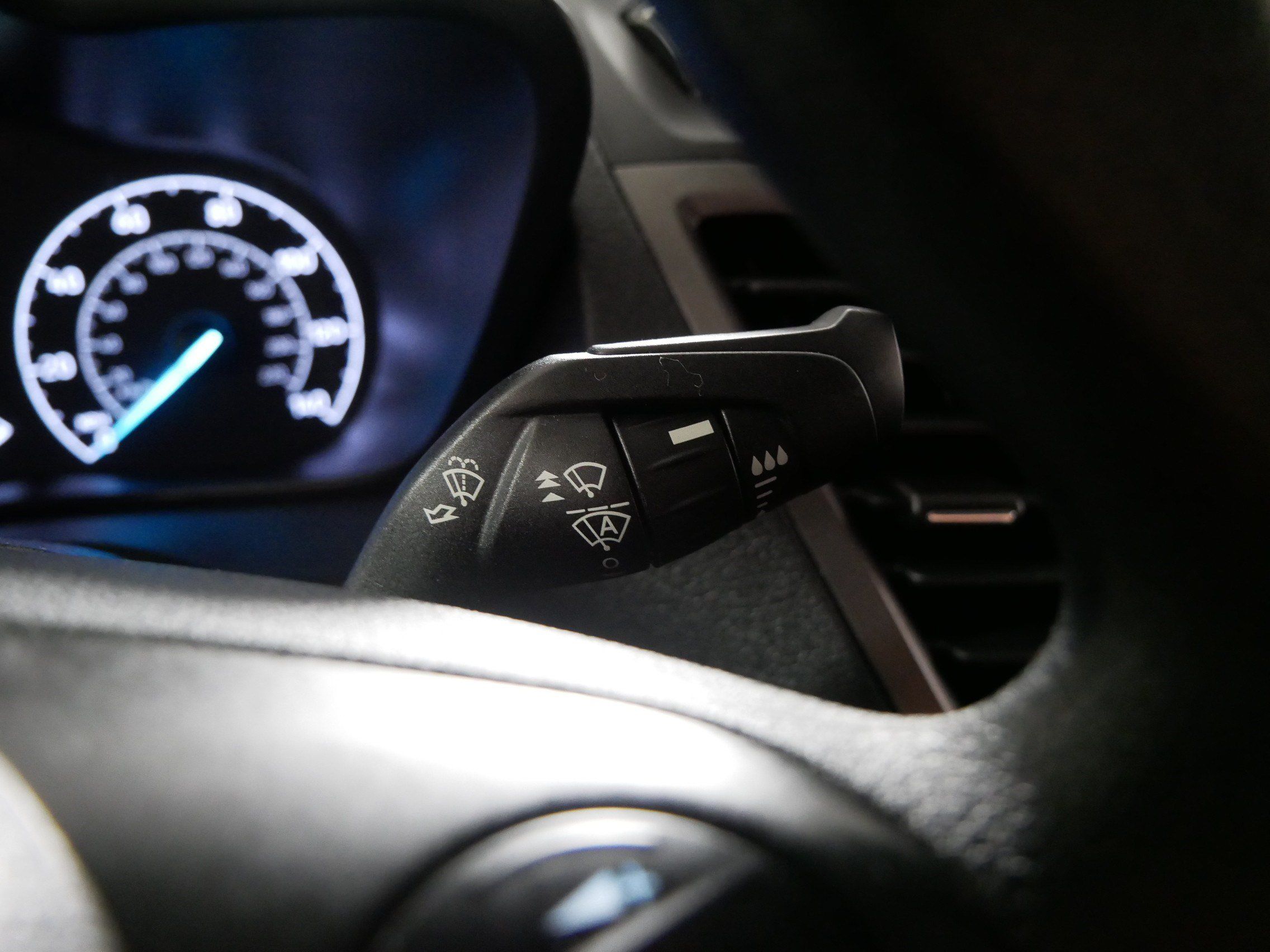 Used 2021 Ford Transit Connect XL FWD image 30
