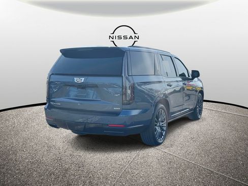 Used 2025 Cadillac Escalade Sport Platinum w/ LPO, Floor Liner Package image 5