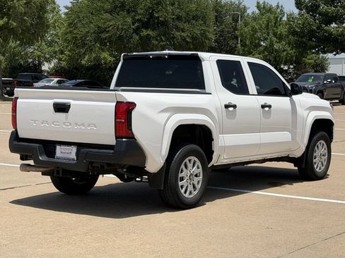 Used 2024 Toyota Tacoma SR RWD image 4