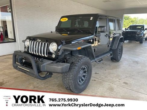 Used 2016 Jeep Wrangler Unlimited Sahara w/ Connectivity Group AWD/4WD image 1