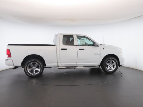 Certified 2018 RAM 1500 Express w/ Express Value Package image 31