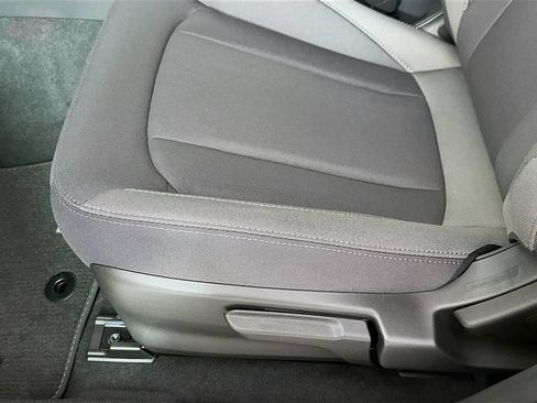 Used 2025 Subaru Crosstrek 2.5i Premium AWD/4WD image 9