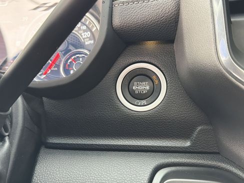 Used 2020 RAM 2500 Laramie image 24