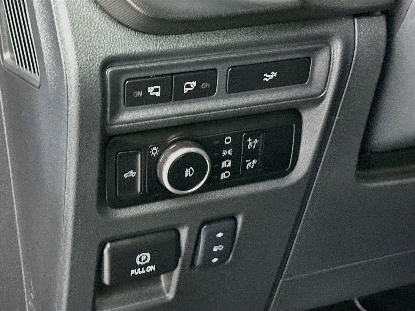 Used 2024 Ford F150 Lariat AWD/4WD image 14