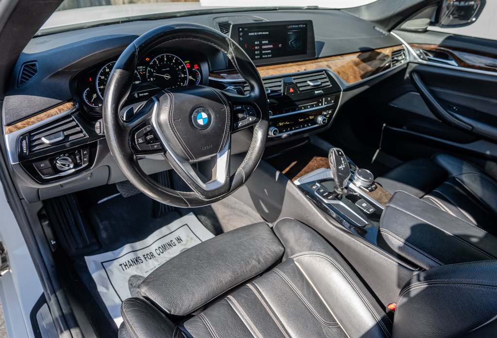 Used 2017 BMW 540i RWD image 14