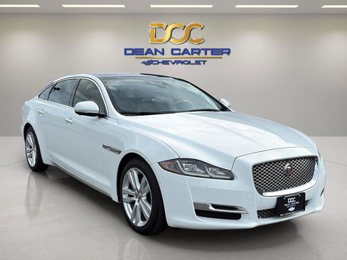 Used 2018 Jaguar XJ L Portfolio AWD/4WD image 7