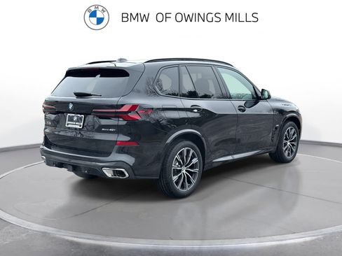 New 2026 BMW X5 xDrive40i w/ M Sport Package AWD/4WD image 9