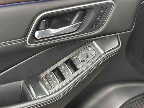 Used 2023 Nissan Rogue Platinum w/ Platinum Premium Package FWD image 21