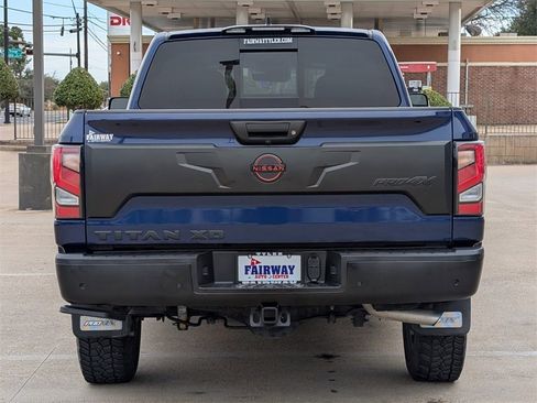 Used 2024 Nissan Titan PRO-4X w/ Pro-4x Convenience Package image 5