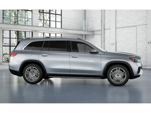 New 2026 Mercedes-Benz GLS 450 4MATIC image 15