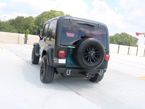 Used 1998 Jeep Wrangler SE AWD/4WD image 22