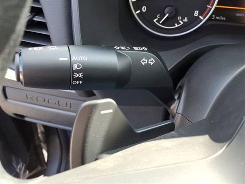 New 2026 Nissan Rogue S image 19