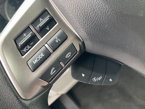 Used 2015 Subaru Forester 2.5i image 41