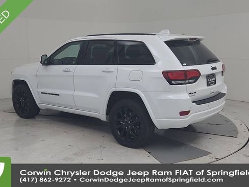 Certified 2021 Jeep Grand Cherokee Laredo X image 10