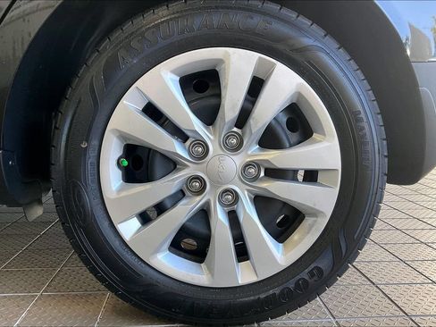Used 2022 Kia Soul LX FWD image 31