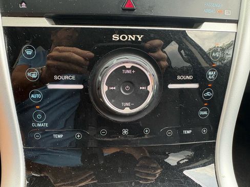 Used 2013 Ford Edge Limited AWD/4WD image 25