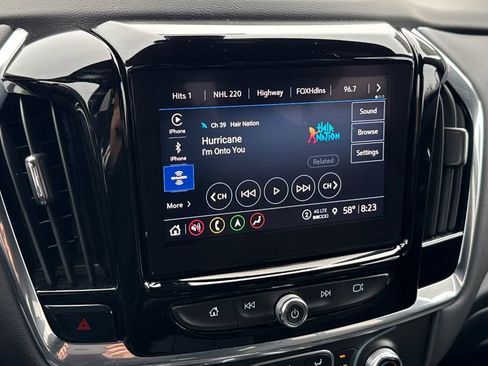 Used 2023 Chevrolet Traverse RS w/ LPO, Cargo Package FWD image 23