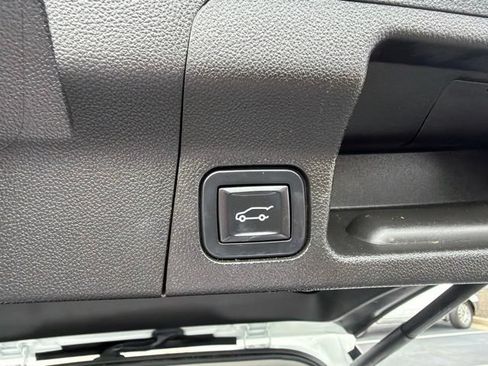 Used 2019 GMC Acadia SLT AWD/4WD image 28