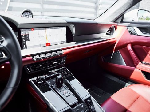 Used 2021 Porsche 911 Turbo S image 57