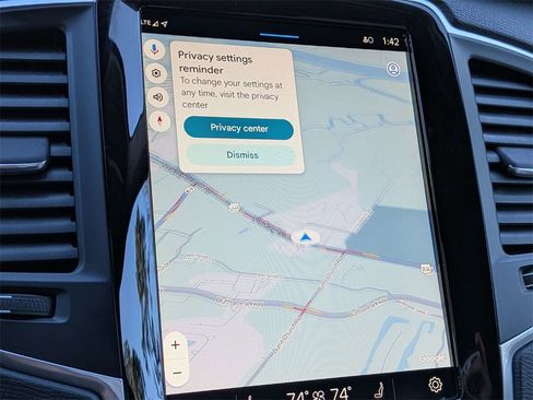 Certified 2024 Volvo XC90 B6 Core w/ Protection Package Premier image 24