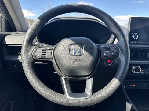 Used 2025 Honda CR-V LX image 18