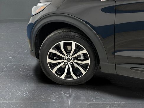 Used 2025 Ford Explorer ST-Line image 38