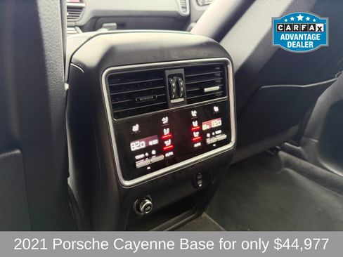 Used 2021 Porsche Cayenne Coupe image 9